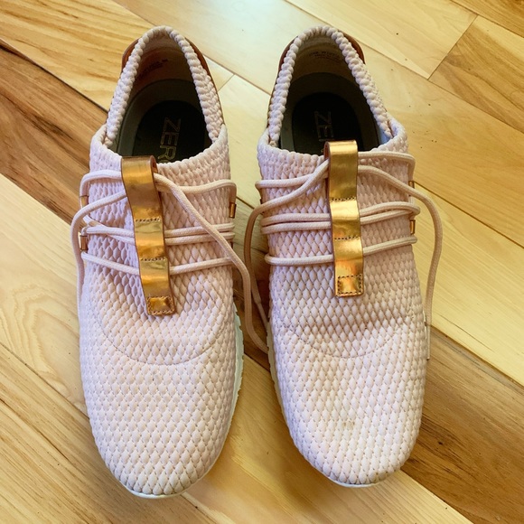 Cole Haan Zerogrand Quilted Sneakers Sz 8 Cute Pink & Rose Gold - Picture 3 of 5